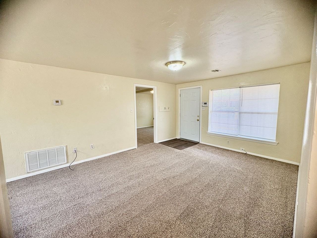 3152 Sw 39th St - Photo 5 of 29