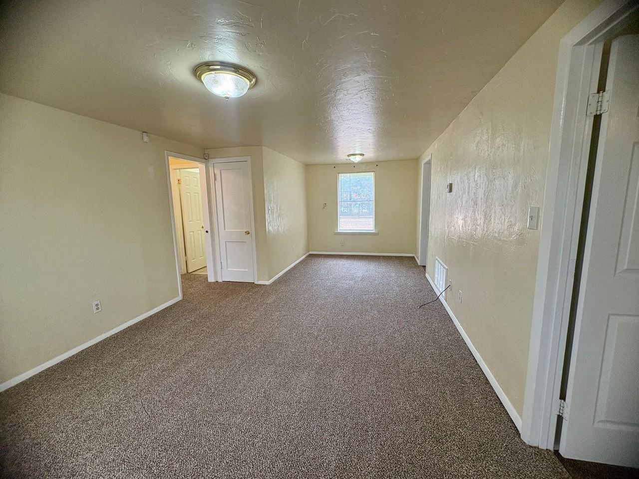 3152 Sw 39th St - Photo 6 of 29