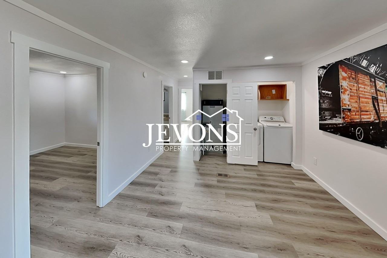 503 N 12th St - Photo 5 of 21