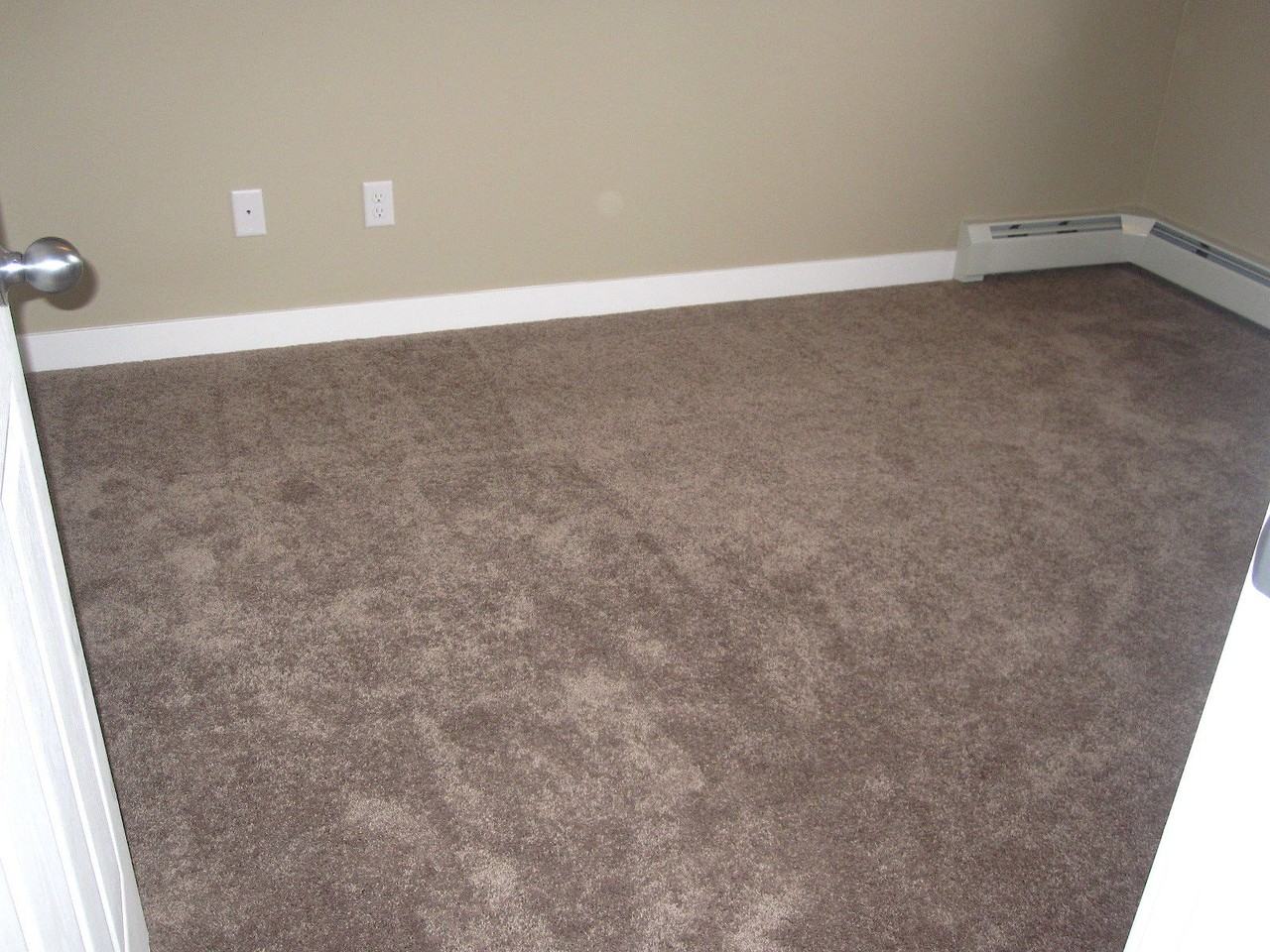 7130 80 Ave Ne - Photo 7 of 14