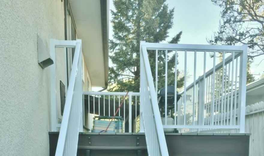 4039 Vincent Dr Nw - Photo 7 of 17