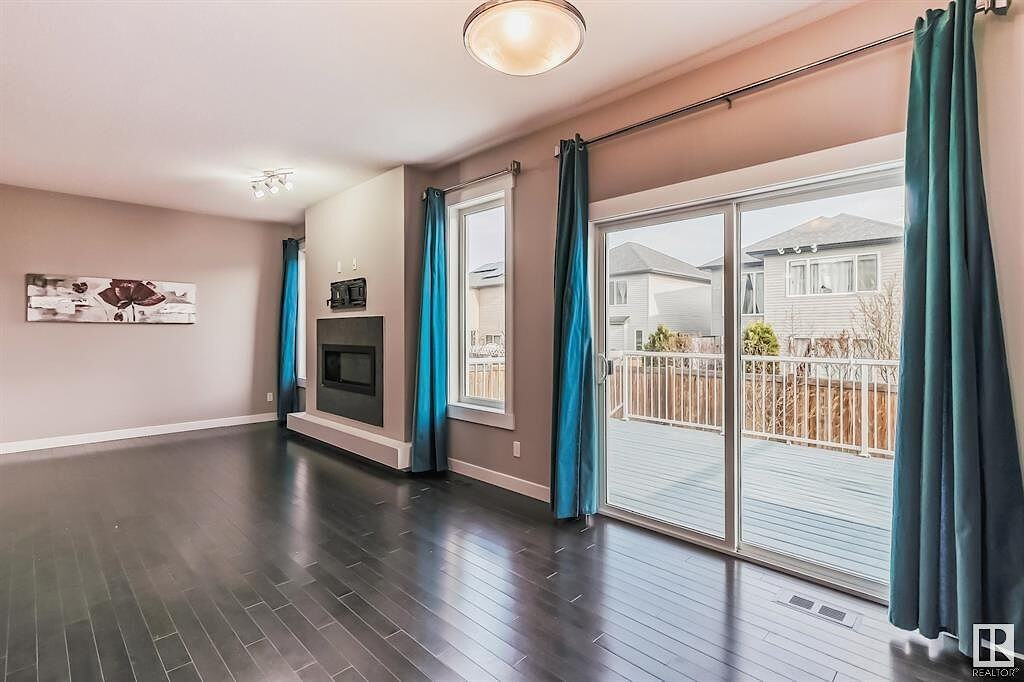 20630 97a Ave Nw - Photo 3 of 50