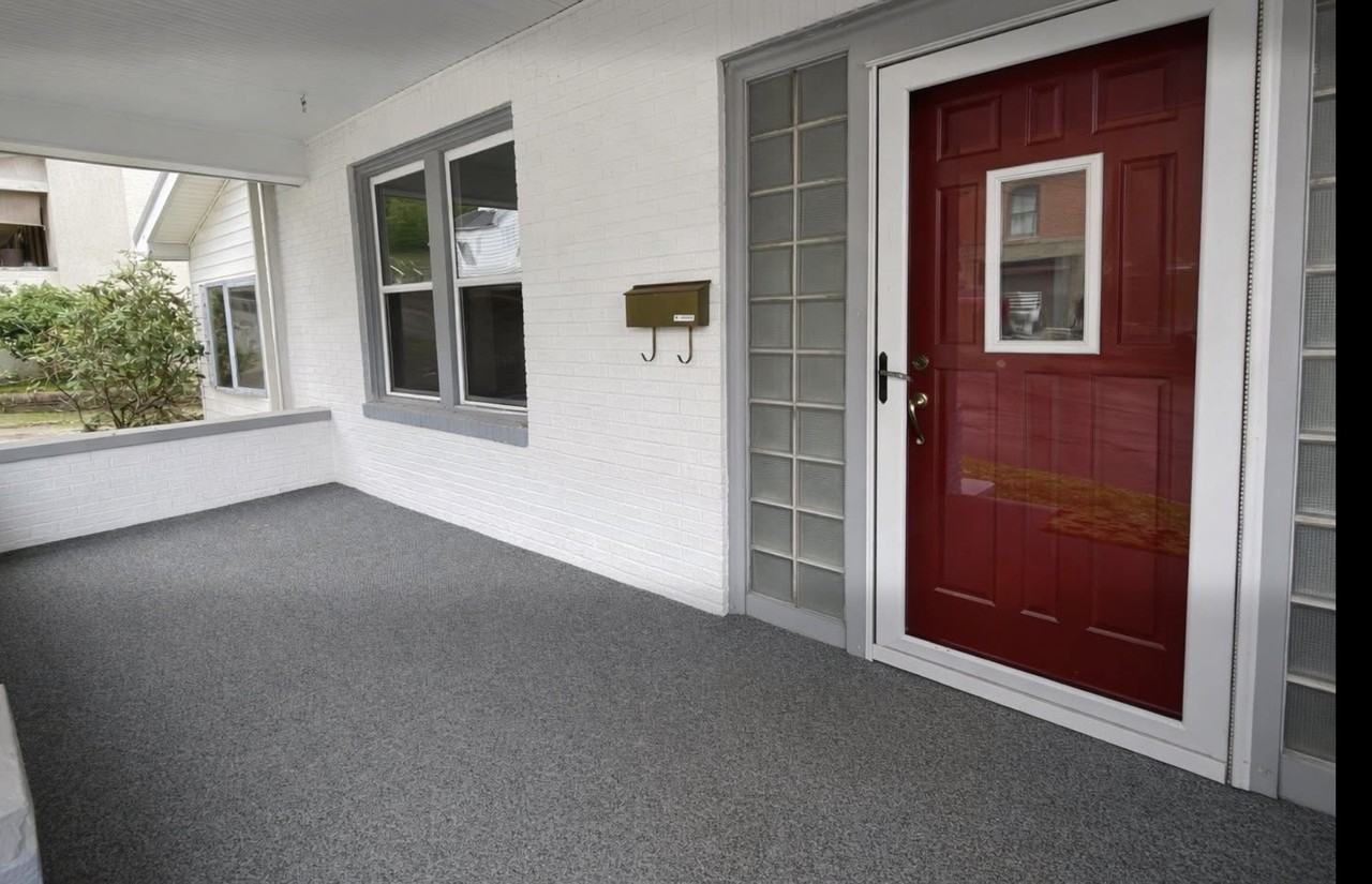 606 Dickenson St #NA - Photo 2 of 10