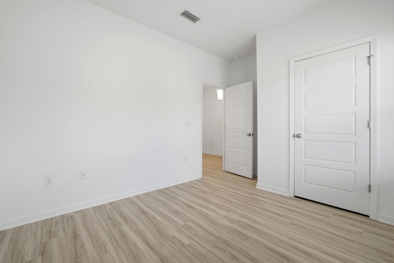 13861 Antler Hill Rd #NA - Photo 6 of 38