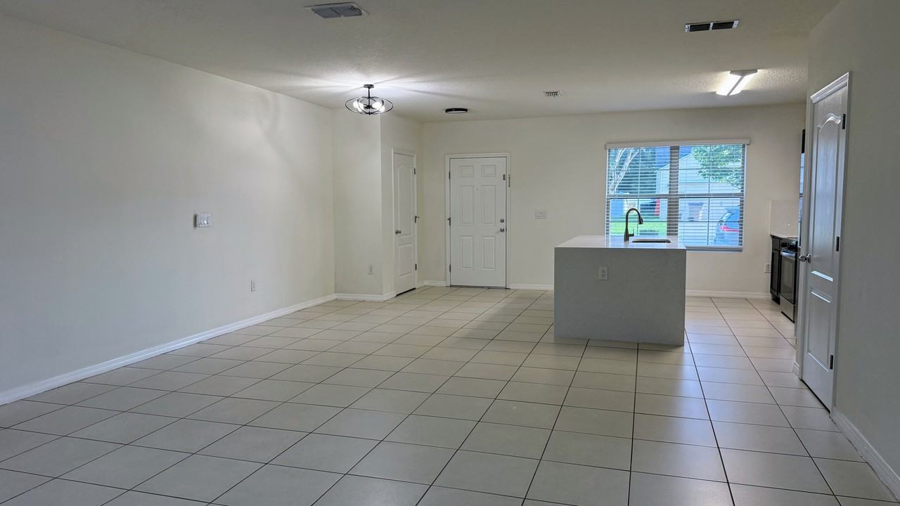 1938 Shiloh Brook St #1938 - Photo 5 of 16