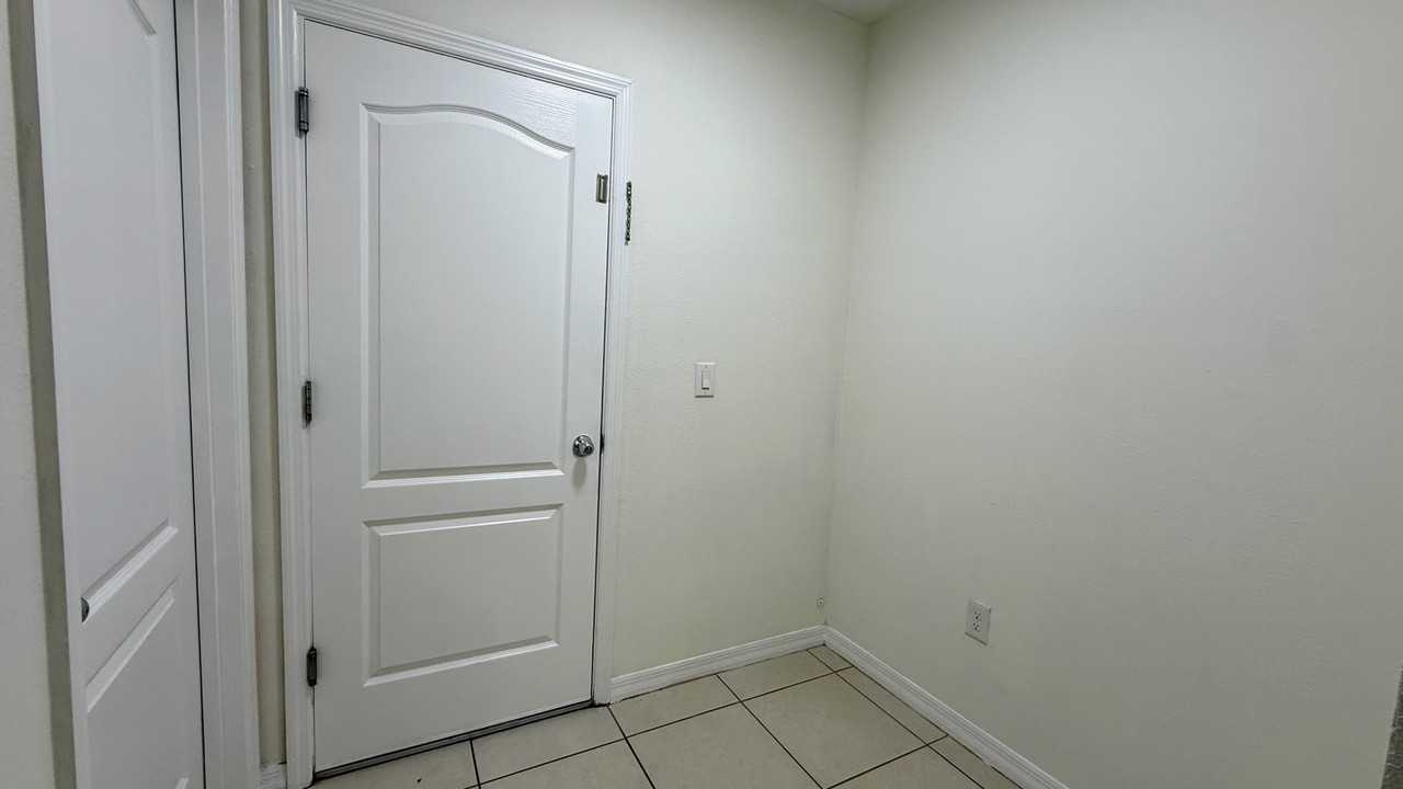 1938 Shiloh Brook St #1938 - Photo 6 of 16