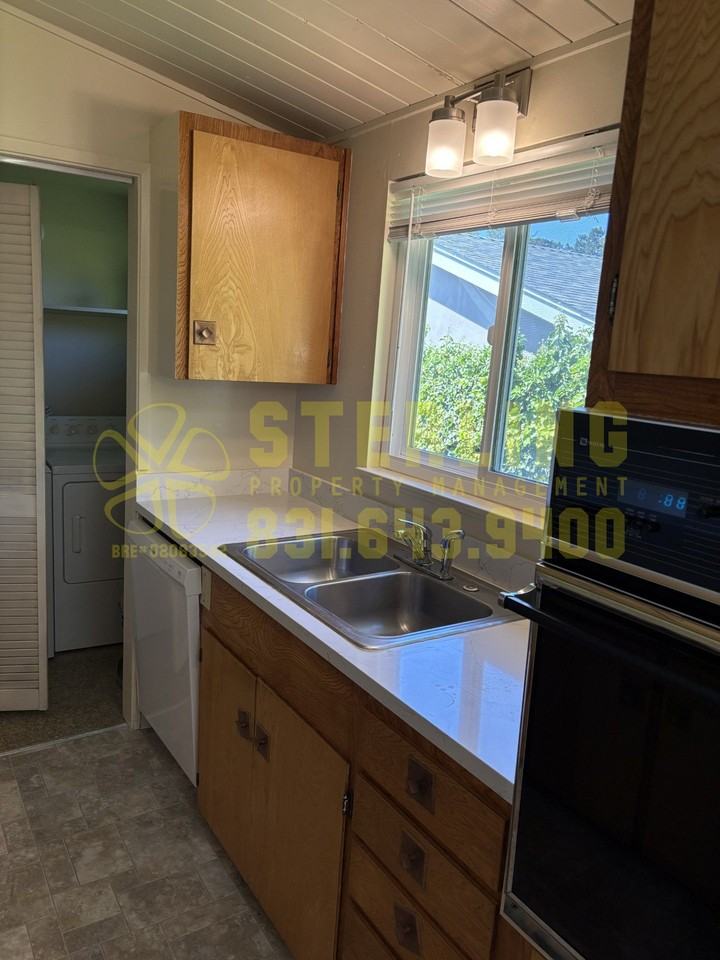 1107 McClellan Avenue - Monterey - Photo 5 of 13