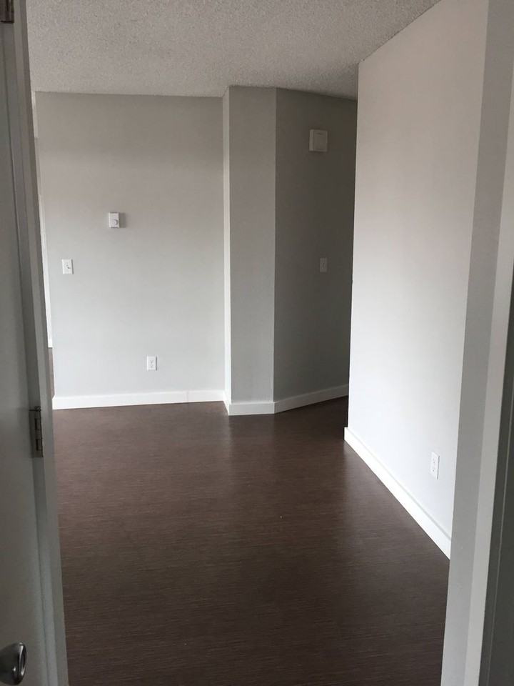 587 N Rosa Parks Way #8 - Photo 7 of 16