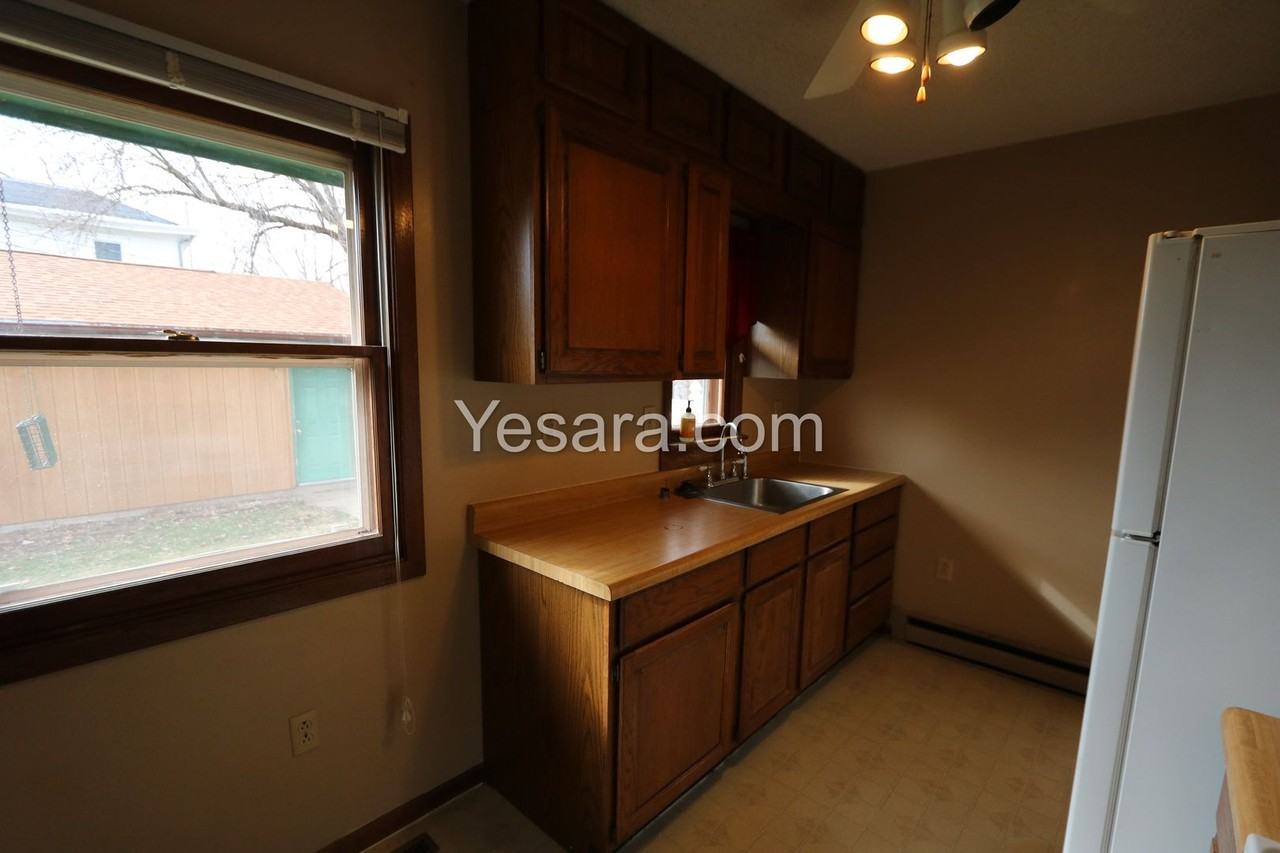 1513 S 8th St - Photo 7 of 14
