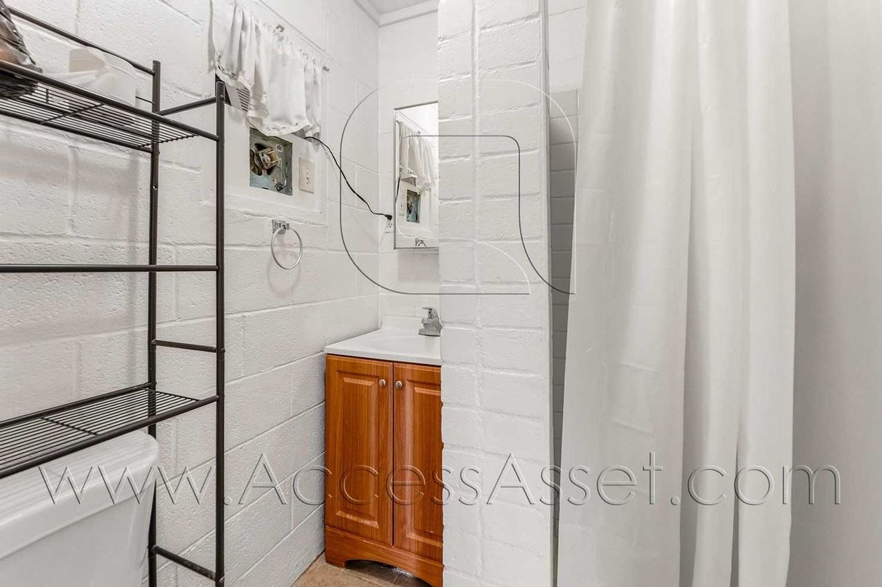 675 American Ave #2 - Photo 6 of 20