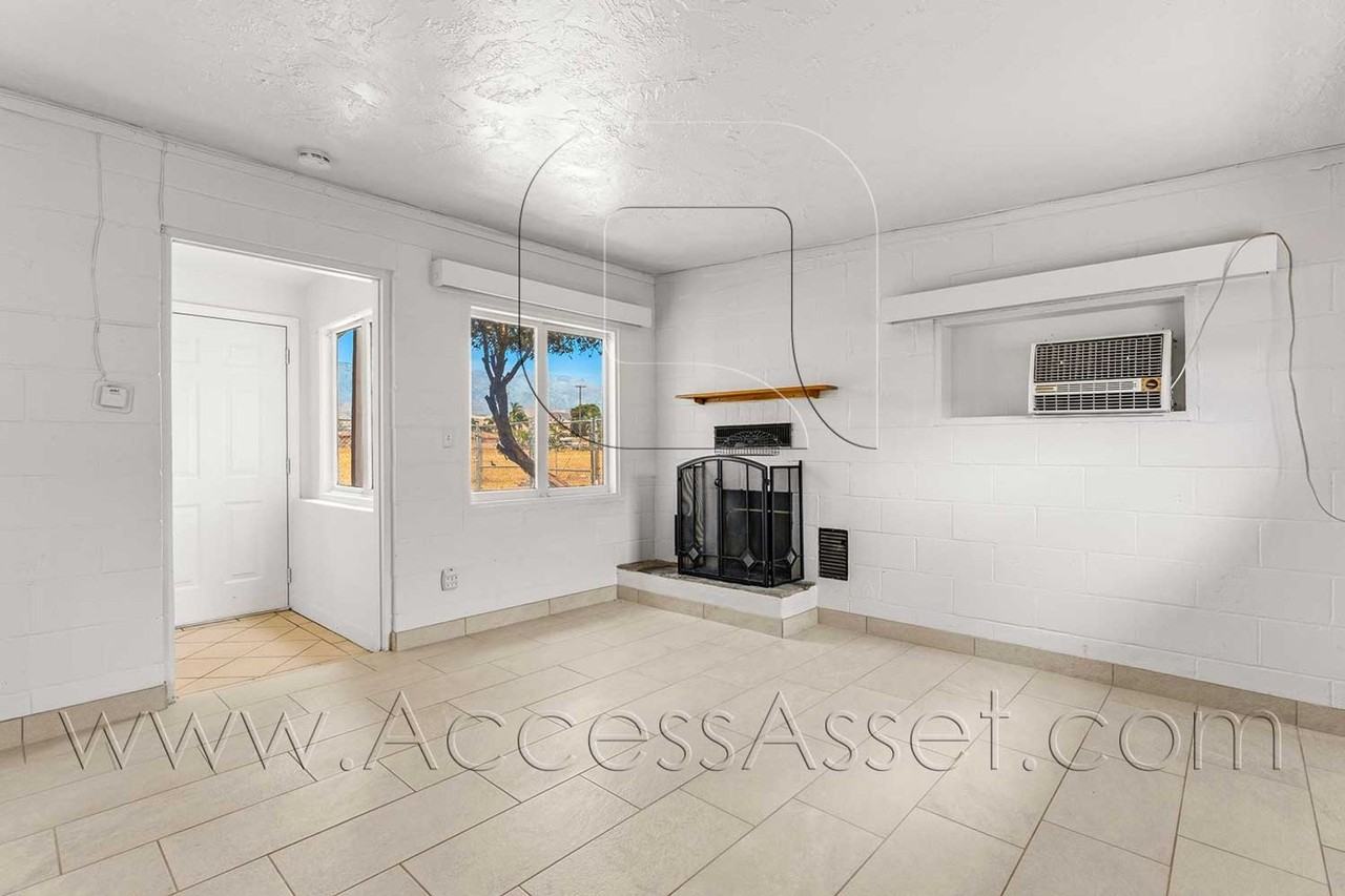 675 American Ave #2 - Photo 7 of 20