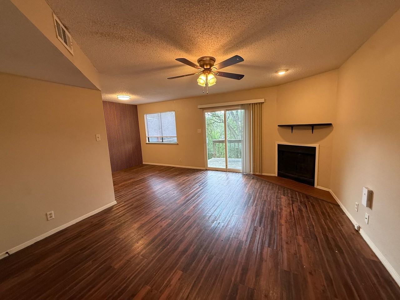 812A Ramble Ln - Photo 5 of 12