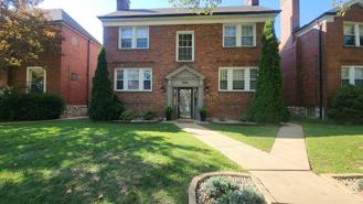 One Bedroom Apartment with Garage Parking! - Photo 1 of 1