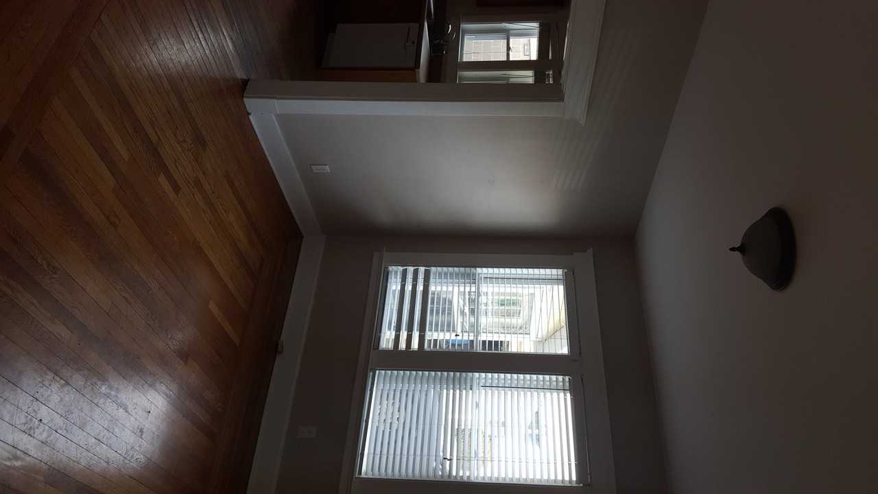 12 Chestnut St - Photo 7 of 9