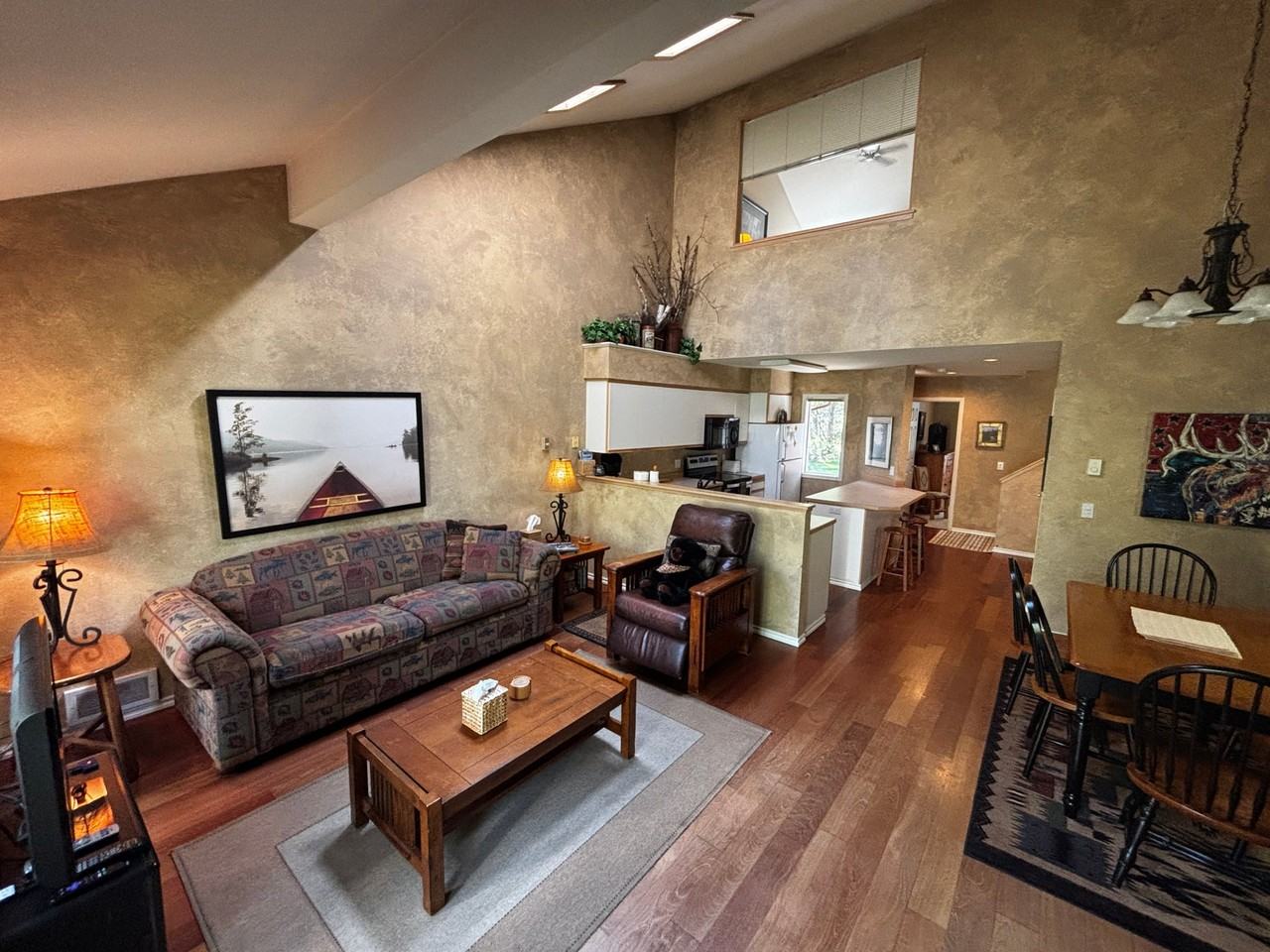 1750 E Lakeshore Dr #209