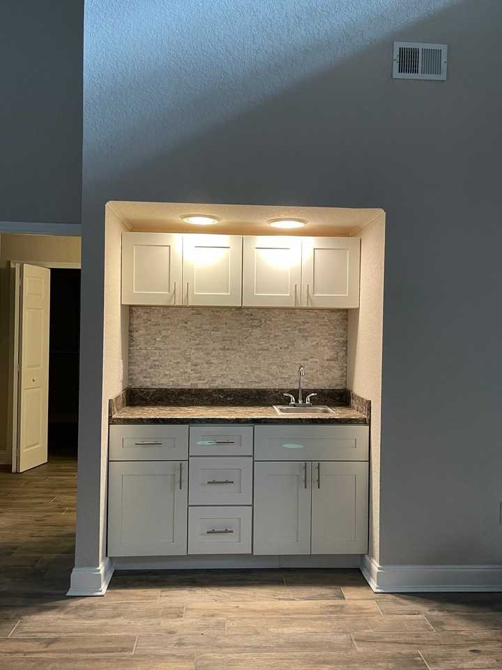 5225 Imperial Lakes Blvd #28 - Photo 3 of 20