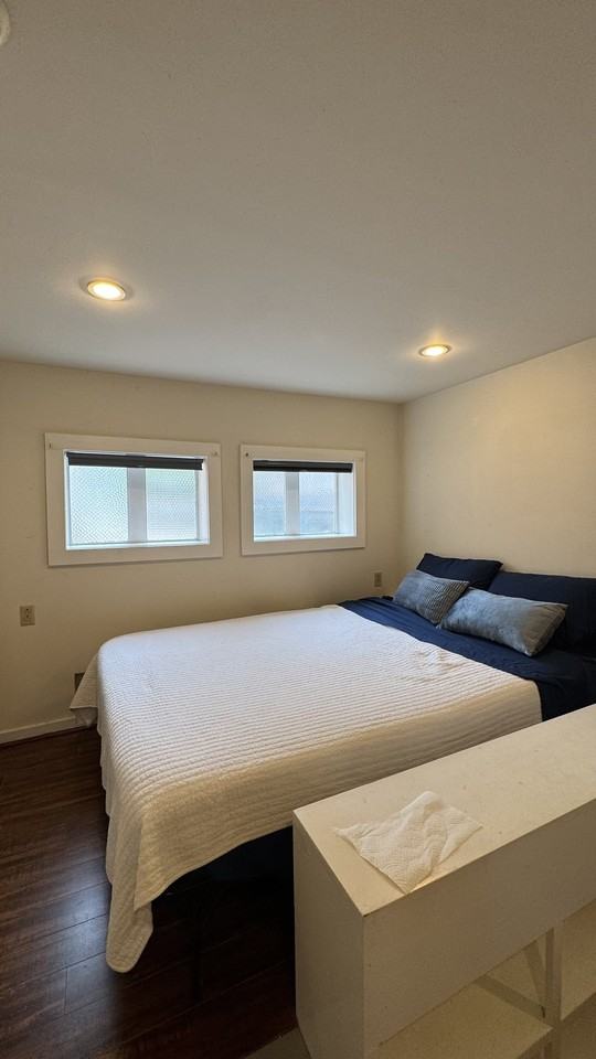 1310 Milvia St - Photo 3 of 9