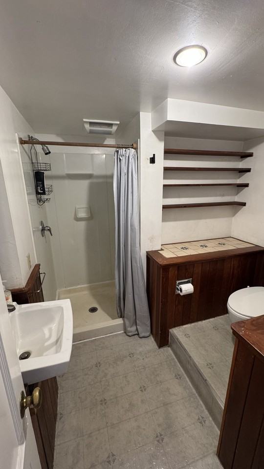 1310 Milvia St - Photo 4 of 9