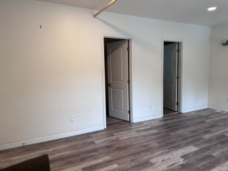 6368 23rd Ave Sw - Photo 5 of 28