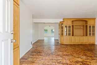 8200 Ne 6th St - Photo 1 of 1