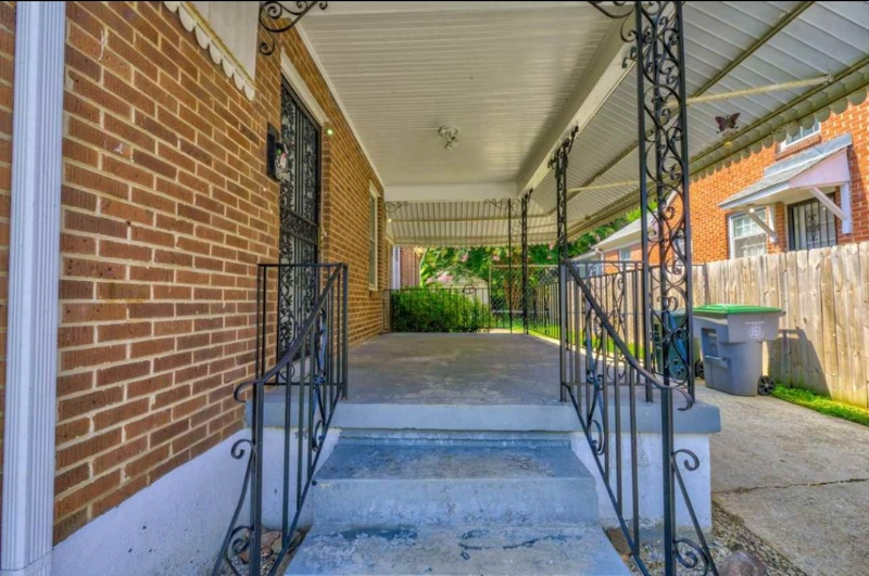 3567 Bowen Ave - Photo 5 of 23