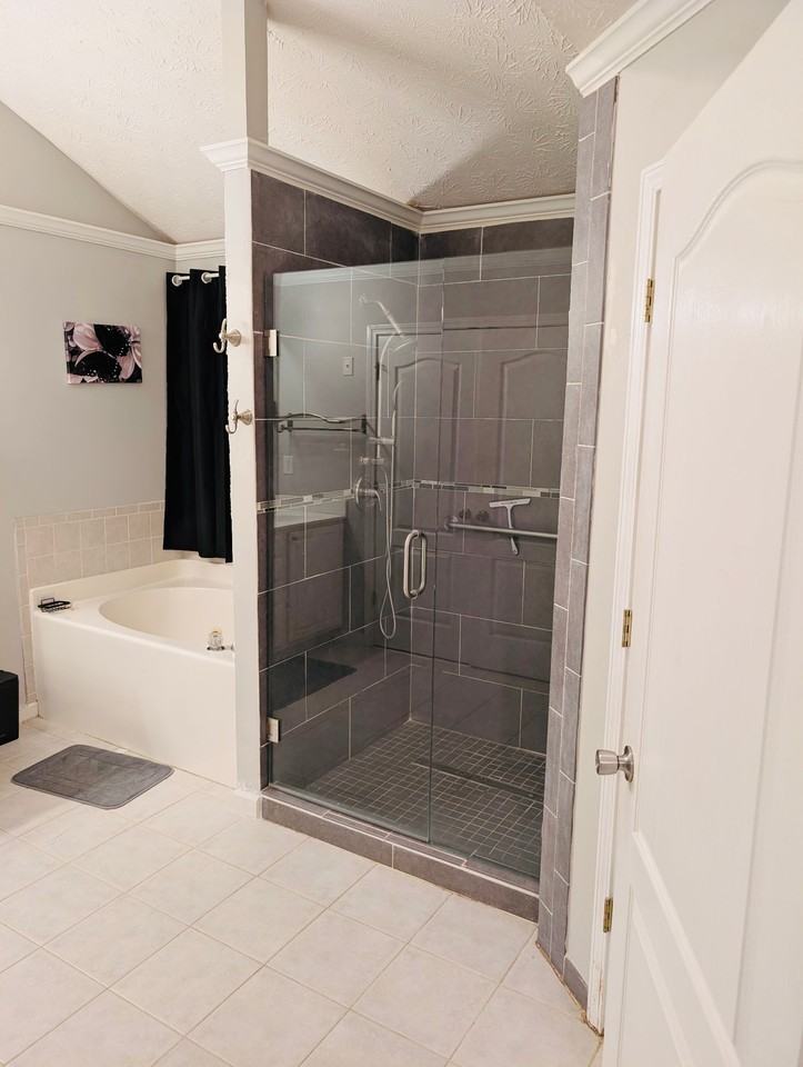 180 Pebble Brooke Ct #A - Photo 5 of 9