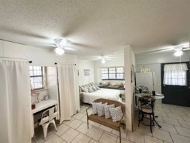 7418 Meadow Cliff St #B - Photo 1 of 1