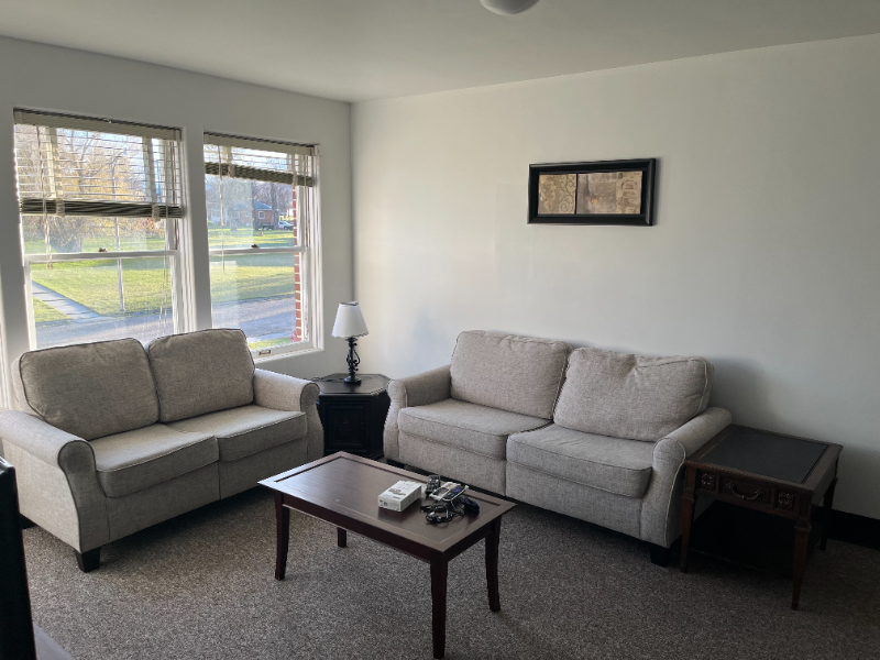 19 State St #208