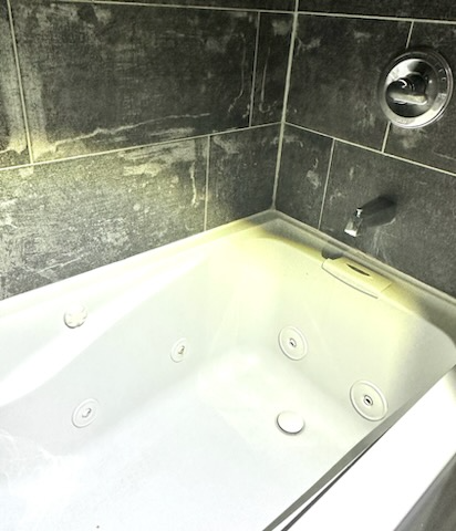 1933 Washington Ave #201A - Photo 3 of 8