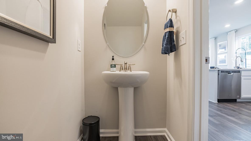 22 Peregrine Way - Photo 4 of 11