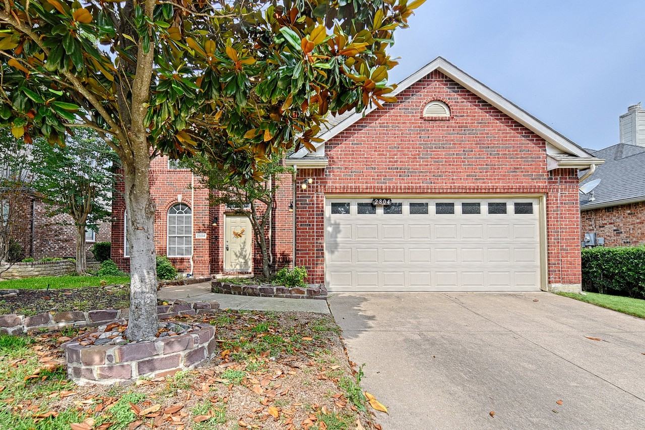 2804 Hudson Xing - Photo 2 of 20
