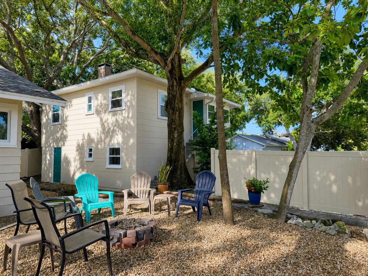 1614 24th Ave N - Photo 3 of 15