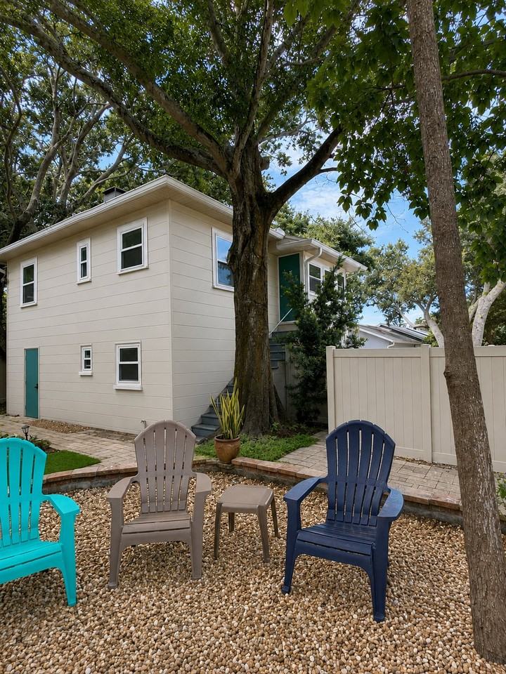 1614 24th Ave N - Photo 4 of 15