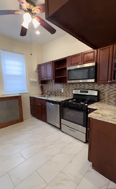 522 N 58th St - Photo 3 of 25