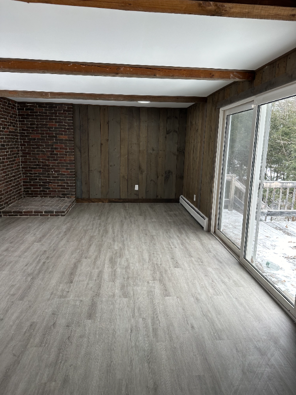285 Pinewood Dr #1 - Photo 4 of 16