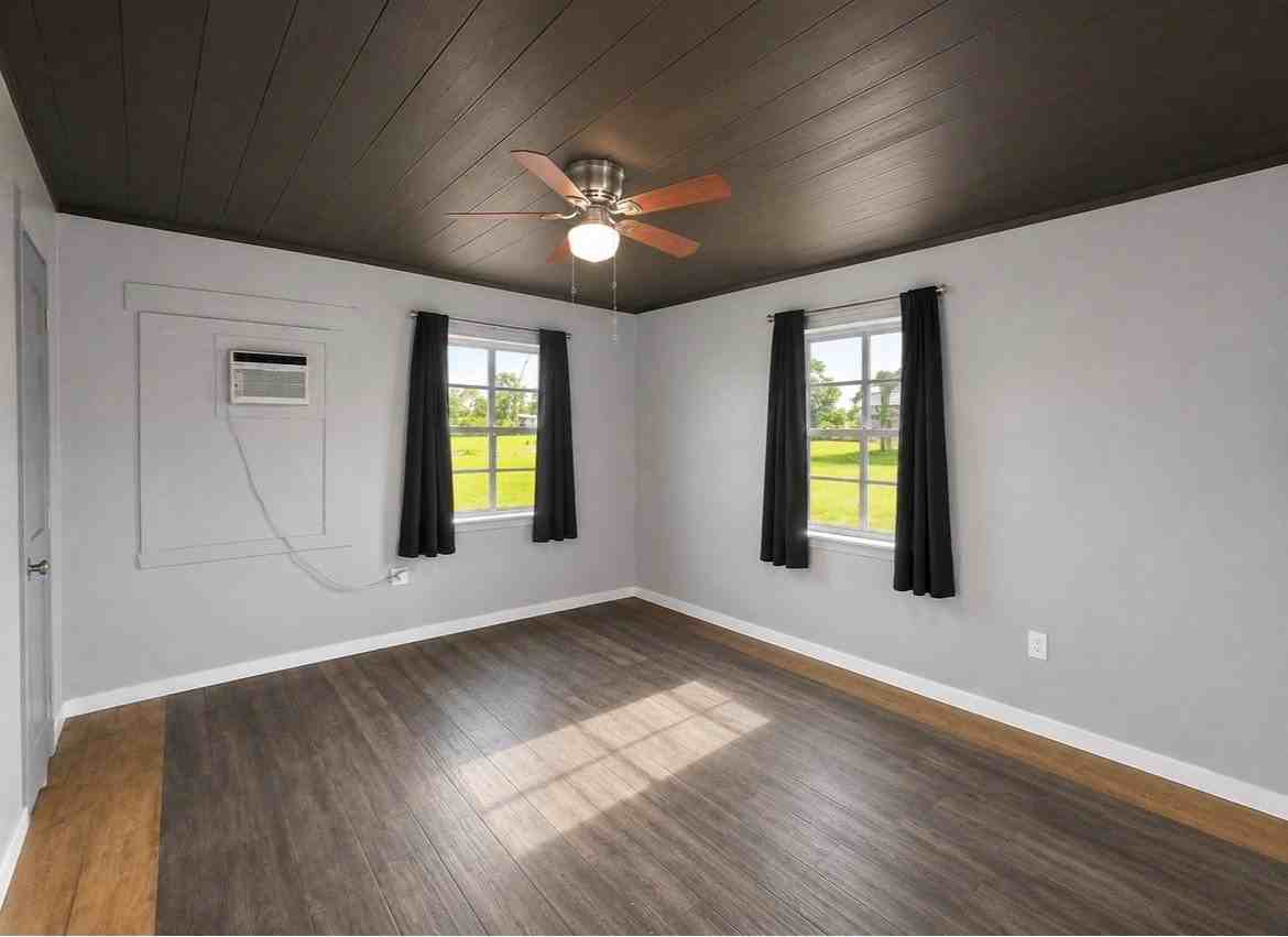 8010 Se Us Hwy #3B - Photo 3 of 6