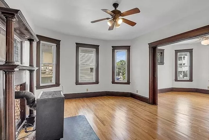 62 Hamilton St #2 - Photo 4 of 7