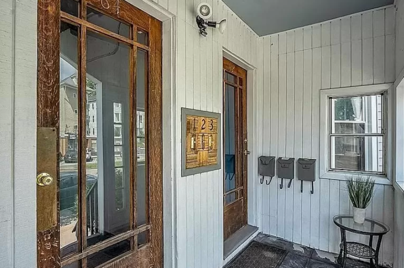 62 Hamilton St #2 - Photo 6 of 7