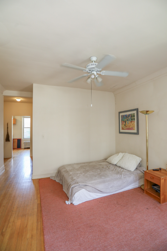 1041 W North Shore Ave #2 - Photo 5 of 10