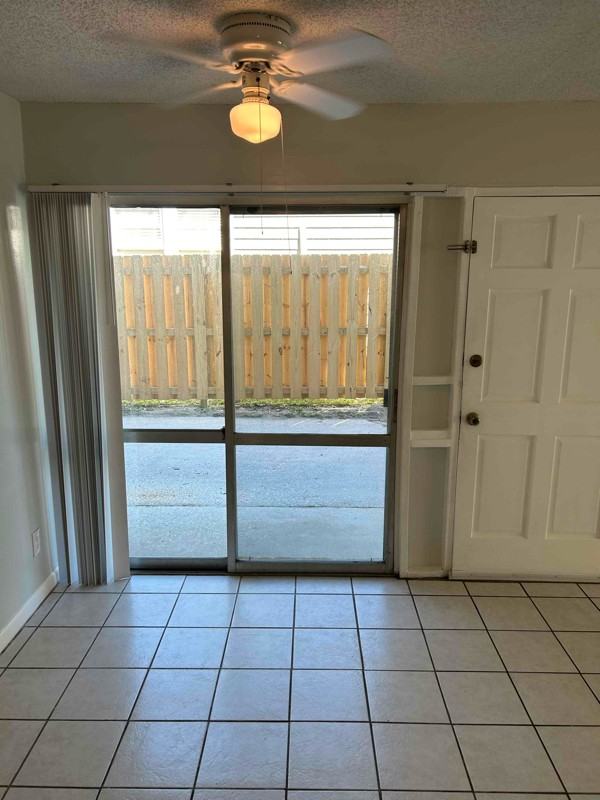 3877 Herschel St #3 - Photo 3 of 7
