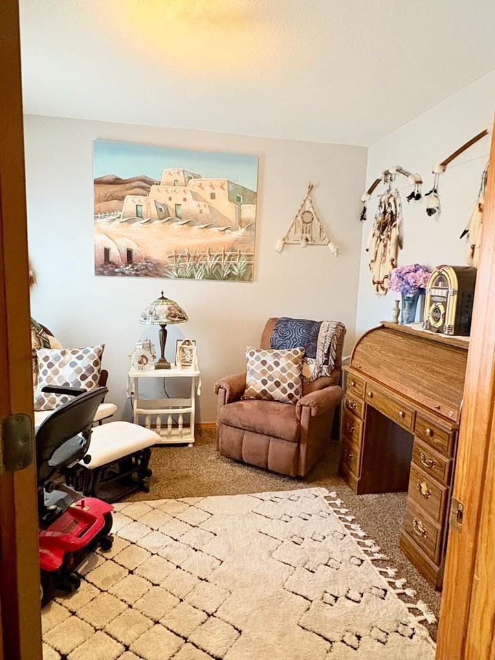 101 Canon Ave - Photo 6 of 18