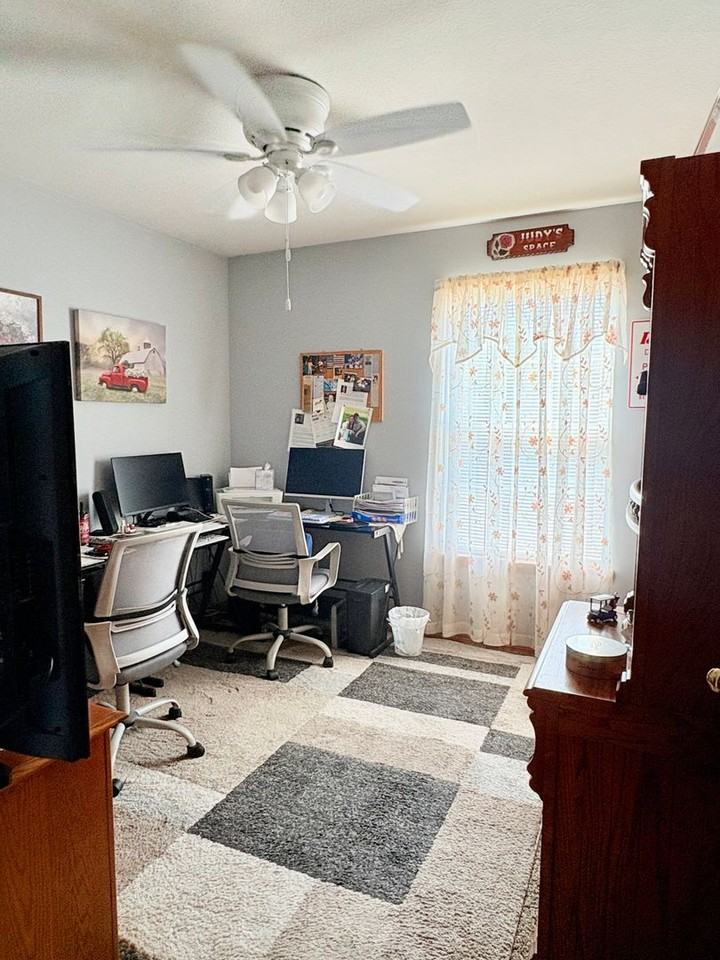 101 Canon Ave - Photo 7 of 18
