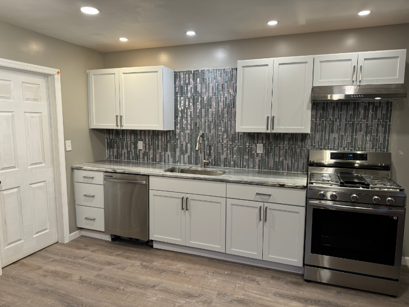 42 Dexter St - Photo 2 of 14