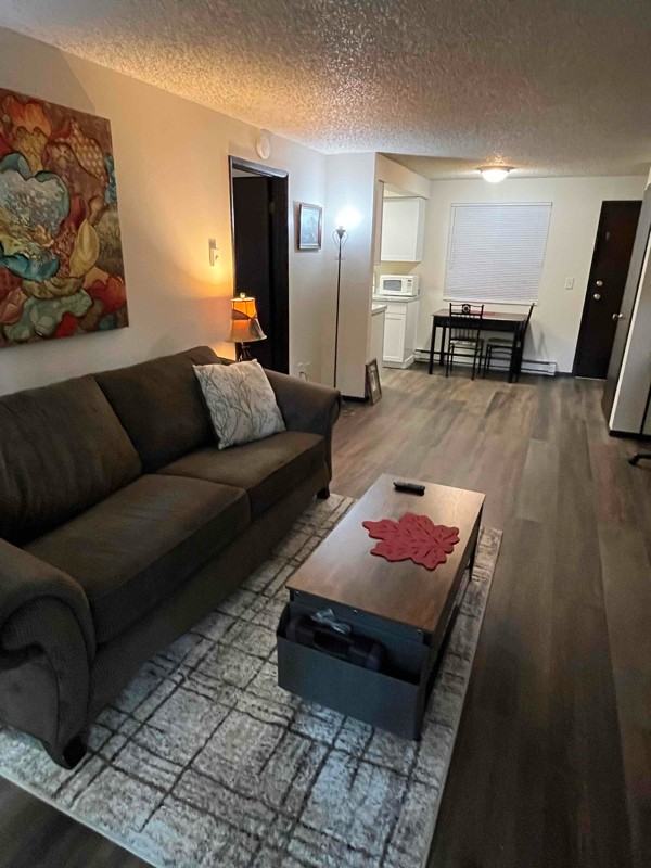 1104 S Jefferson St #102 - Photo 5 of 10