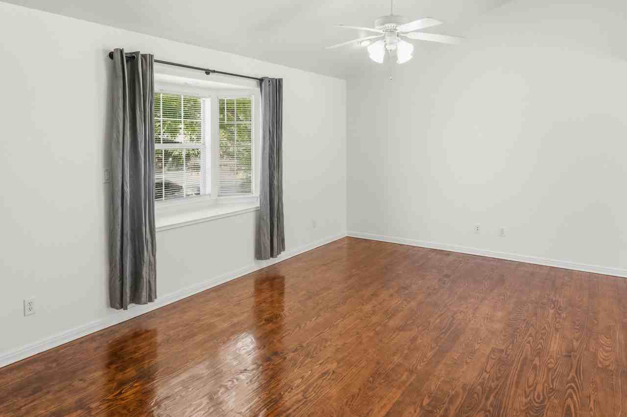 209 Ash St #C - Photo 7 of 24