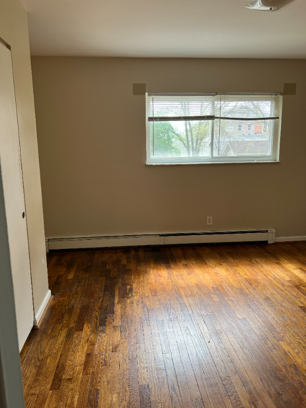 810 Forest Ave #1 - Photo 5 of 5
