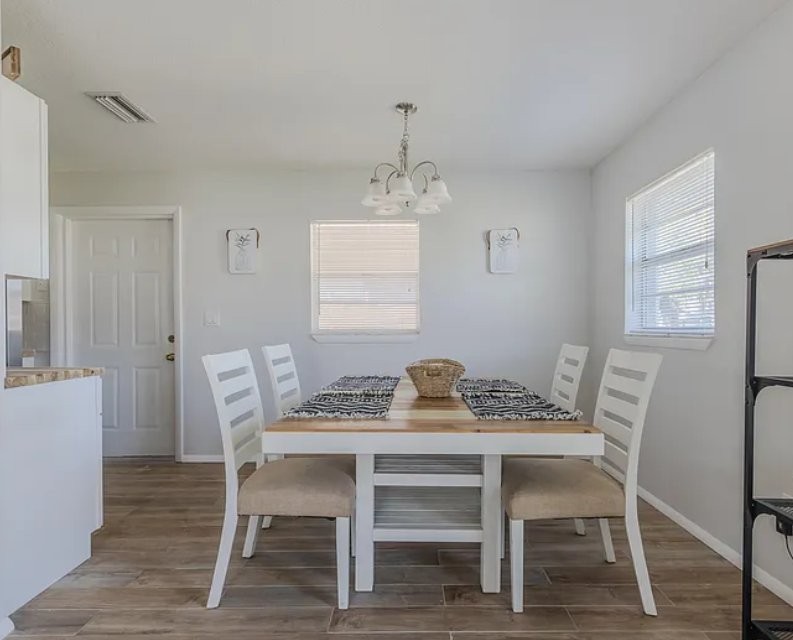 434 Palmetto St - Photo 7 of 9