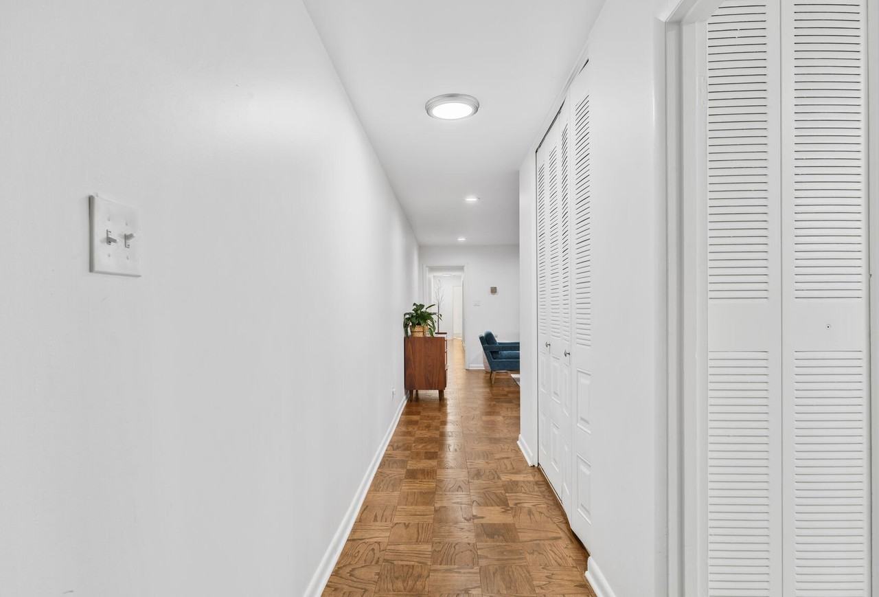 10613 Montrose Ave #102 - Photo 2 of 11