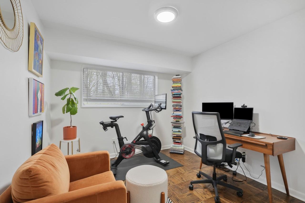 10613 Montrose Ave #102 - Photo 6 of 11