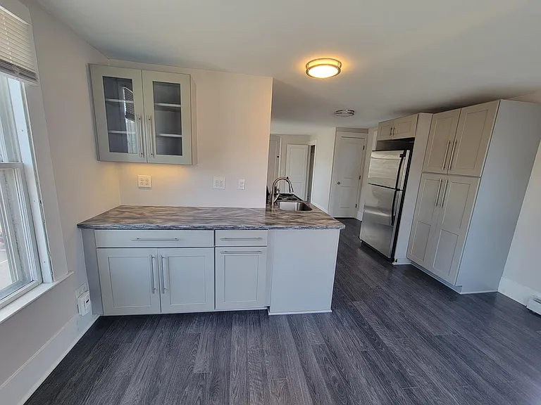 59 Washington St #2 - Photo 2 of 13